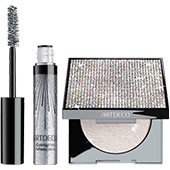 Předplaťte si Glanc na rok 
a získejte set ArtDeco pro luxusní líčení v hodnotě 1 078 Kč.

  

 Art Deco set pro luxusní líčení  
•  Eyelights Mascara  – Připravte se na oslnivý pohled! 
Tato speciální řasenka s jemnými třpytkami dodá vašim řasám objem a zářivý efekt, který si zamilujete. 
Je ideální pro slavnostní příležitosti, kdy chcete skutečně zazářit. 7,5 ml.  
•  Diamond Beauty Powder  – Jemný, zářivý pudr obohacený diamantovými pigmenty se postará o dokonalý finiš. 
Rozjasní tvář, dodá pokožce sametový lesk a vytvoří efekt, díky kterému budete vypadat jako opravdová hvězda. 7 g.


  
Neváhejte a objednávejte ihned. Nabídka platí jen do vyčerpání zásob. 





  
Předplatné je na 12 měsíců.

  
 Elektronická verze  časopisu je k tištěné verzi zcela  ZDARMA .
 
Registrujte se na  www.Mojepredplatne.cz  a čtěte svůj oblíbený titul až na 4&nbsp;zařízeních v E-KNIHOVNĚ.